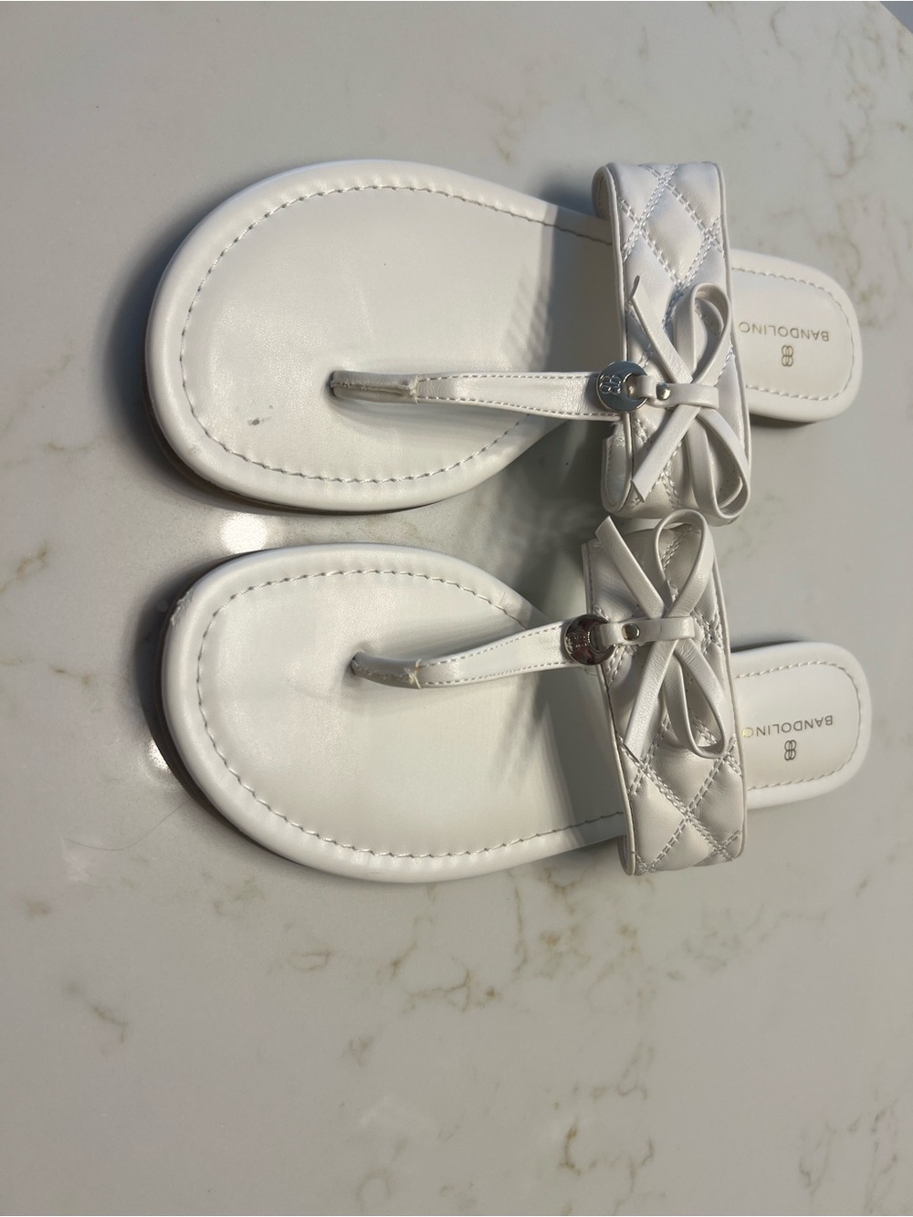 Bandolino White Quilted Bow Thong Sandals for Women